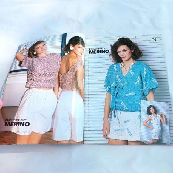 VTG Fashion Knitting Magazine BOLD 80s Sweater Patterns Hand & Machine Colorful - Picture 2 of 4